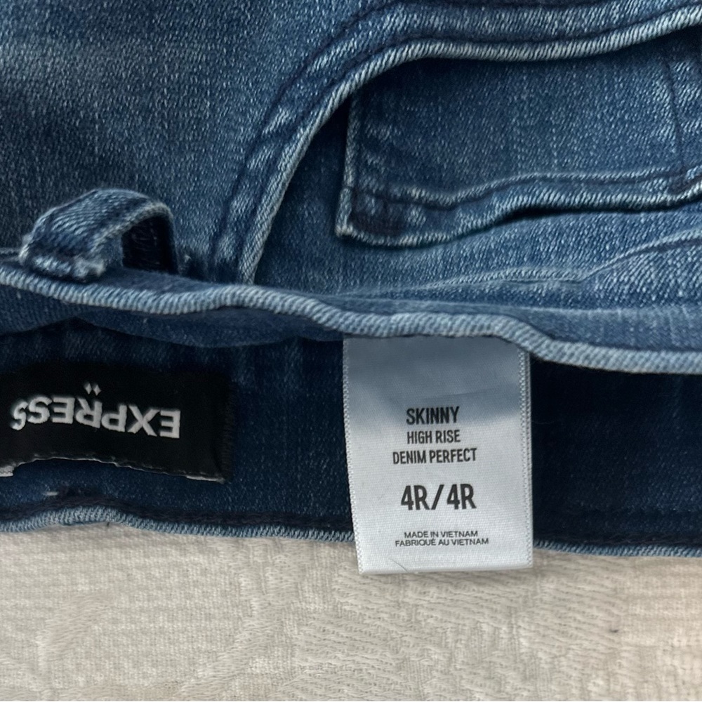 Express Mid Rise Ripped Skinny Jeans - Picture 6 of 6